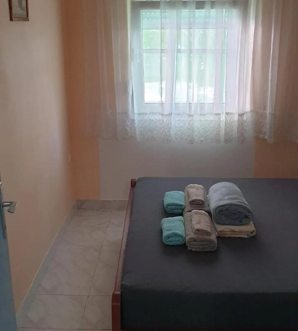 Apartman Verica Vir Daire